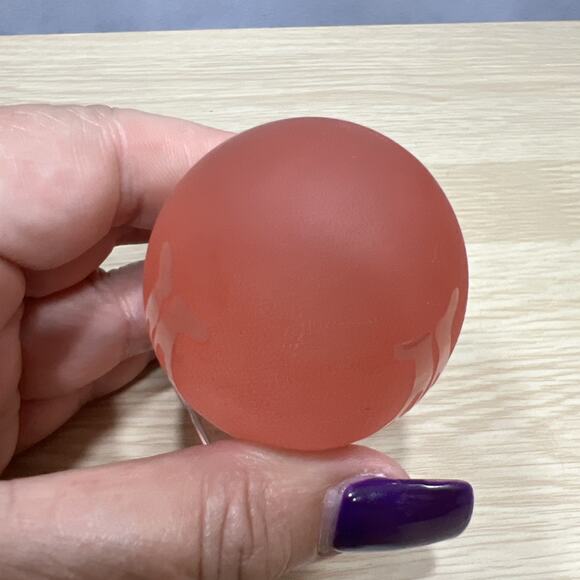 Glass Paperweight Egg Etched Nutcracker Soldier Design Pink Great Condition - Picture 5 of 6